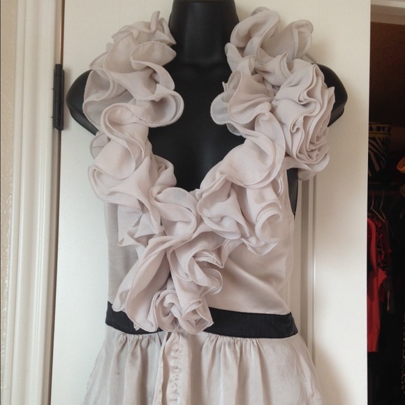SOLD Bebe flower blouse - Picture 1 of 3