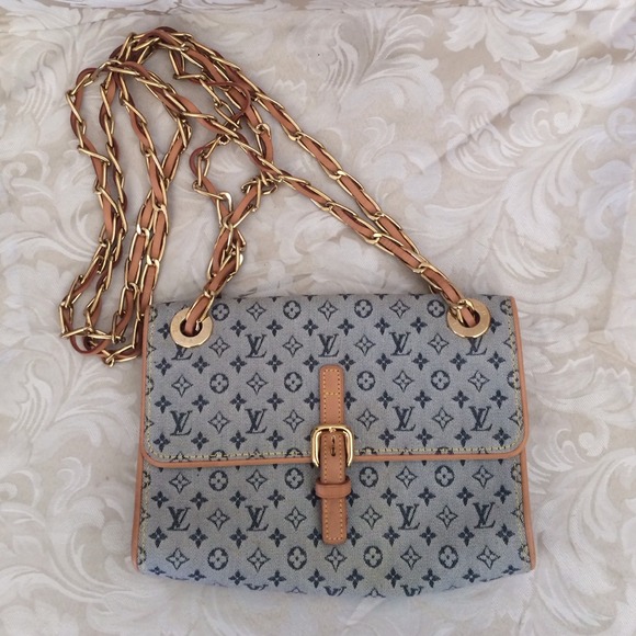 Authentic Louis Vuitton.