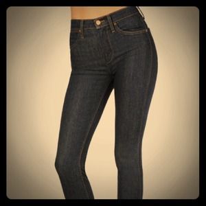 J Brand Skinny Jeans • Size 24