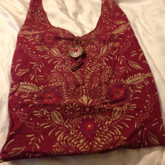 No name  cranberry fashion across the body tote