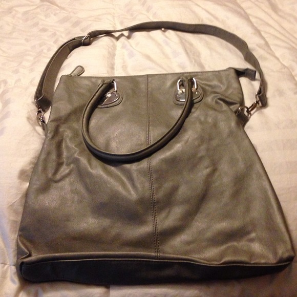 Gray New York and company across the body bag !
