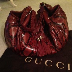 Large red python gucci marrakech