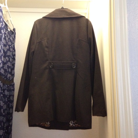 Brown jacket. - Picture 2 of 2