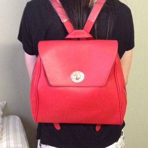 Dionne Backpack - Red