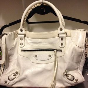 ‼️LAST WEEK‼️INSPIRED Belenciaga Moto Bag.