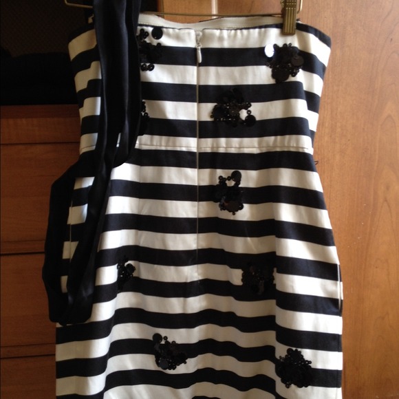 BCBG MaxAzria Black and White Striped Dress - Picture 3 of 4