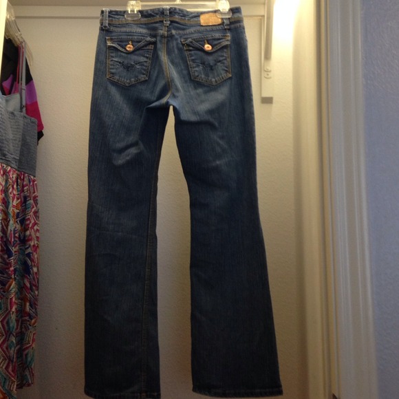 Jeans. - Picture 2 of 3