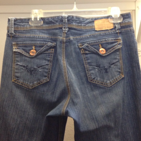 Jeans. - Picture 3 of 3