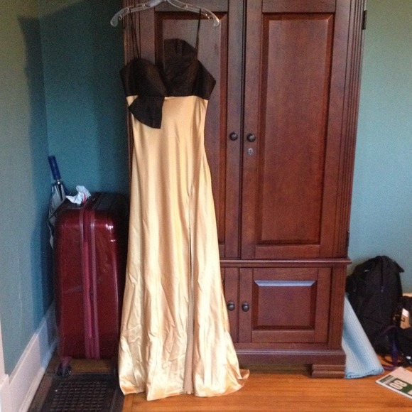 Black and gold prom/formal dress