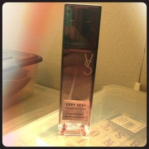 SOLD----VS Very Sexy Temptation Body Mist