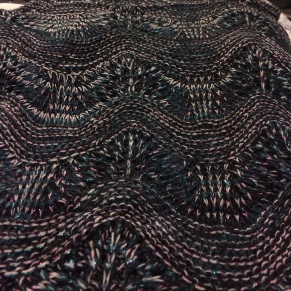 🚫SOLD🚫New knitted scarf - Picture 3 of 3