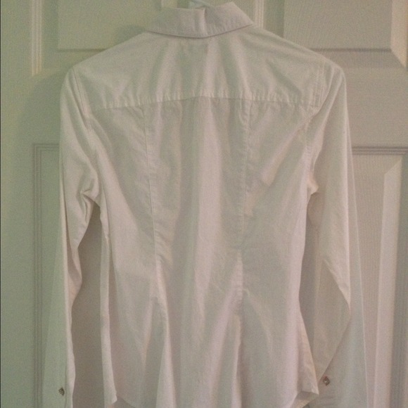 White blouse - Picture 3 of 4