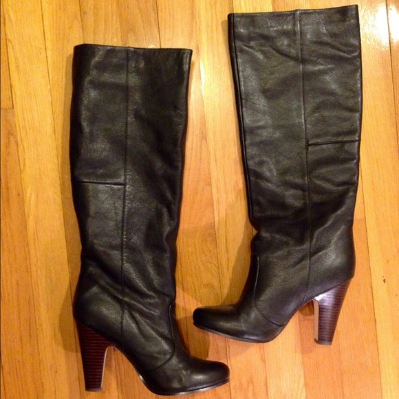 BRAND NEW Dolce Vita Leather Boots
