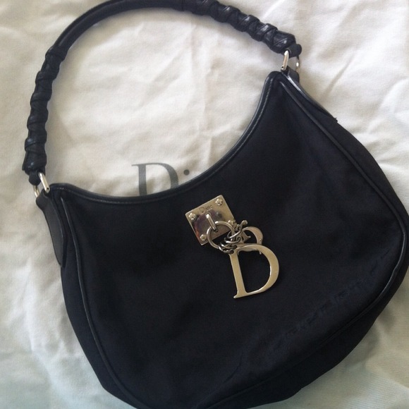 Dior Handbags - 🎉SALE🎉 💯Authentic Dior Handbag