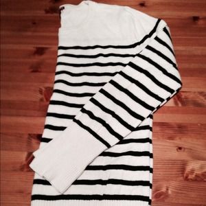 ❎ Sold ❎ Merona Sweater