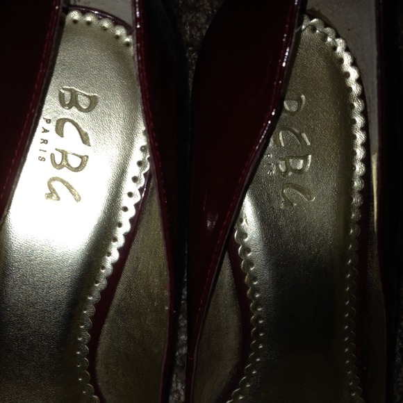 BCBG maroon heels - Picture 2 of 4