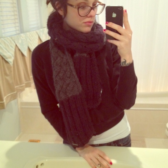 Michael Kors knit scarf