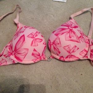 VS sexy little things bra w/heart rhinestones