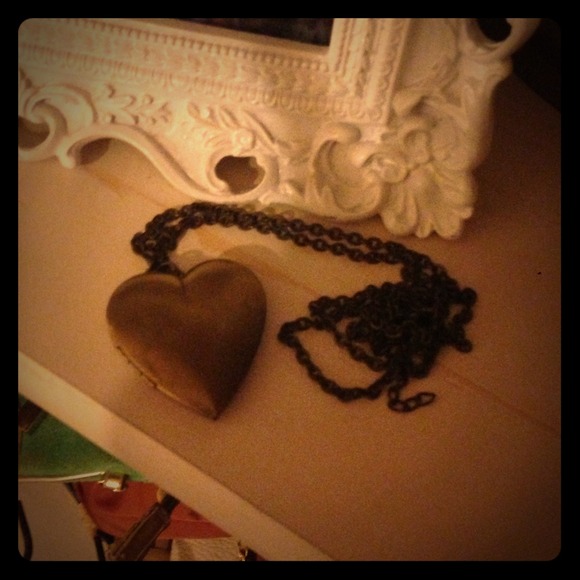 Heart locket necklace