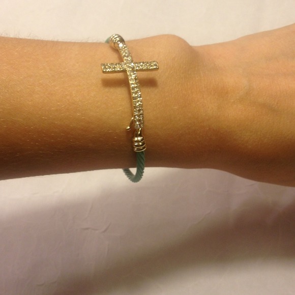 🚫SOLD🚫 mint cross bangle - Picture 2 of 3