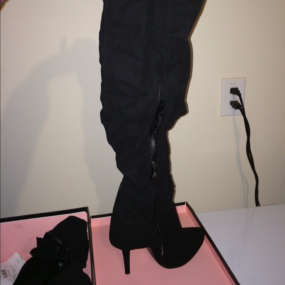 💎REDUCED PRICE💎 Nina over the knee boots