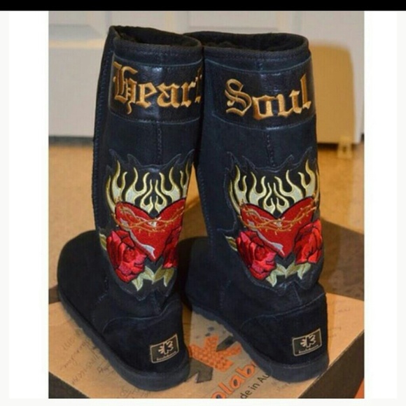 Nwot koolaburra boots size 8 mens