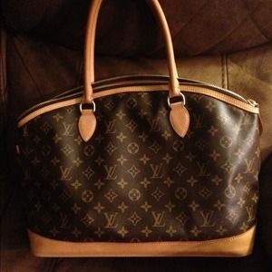 ❤️❤️SOLD❤️❤️💯authentic Louis Vuitton Lockit
