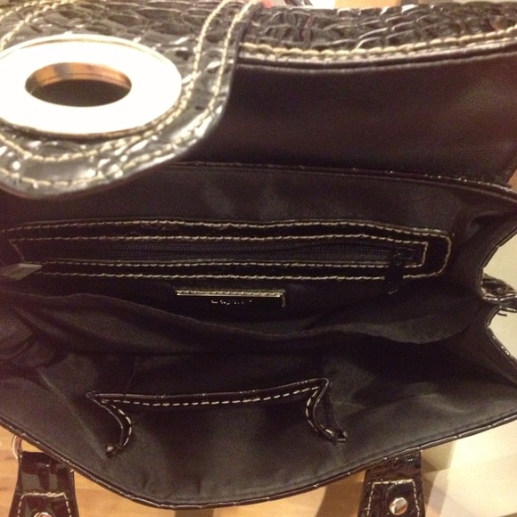 🚫Bundled🚫Apt 9 Black Crocodile Purse 👜 - Picture 3 of 4