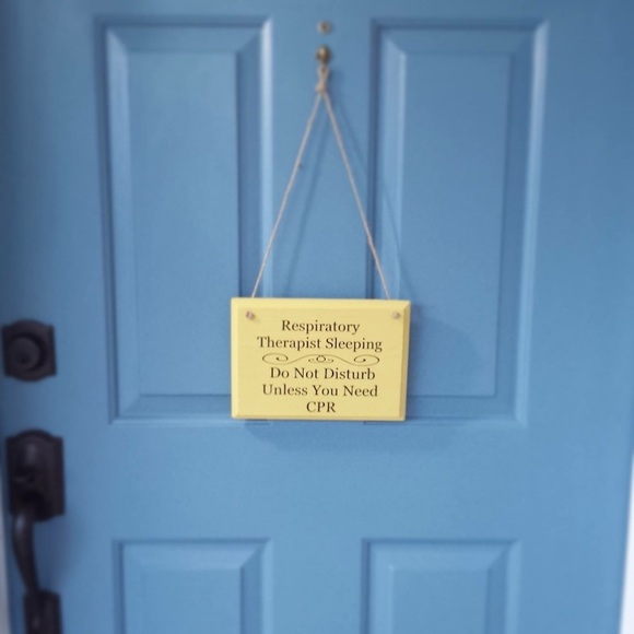 ππ Meet your Posh Ambassador ππ - Picture 3 of 4