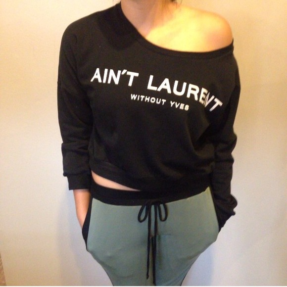 I need this sweater!