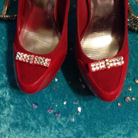 New Swarovski Crystals embellished Heels💋 - Picture 2 of 4