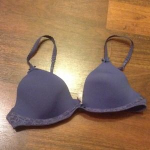 EUC aerie blue lace bra 32b
