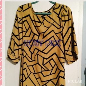 🎀NWOT HP 02/14 mustard dress 🎀