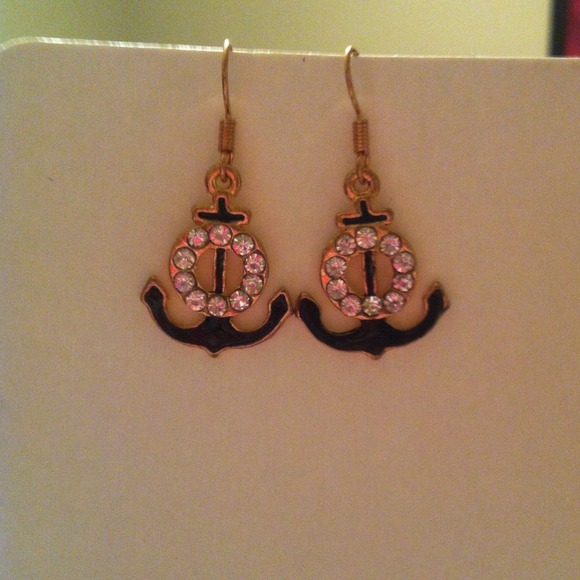 Adorable rhinestone anchor earrings