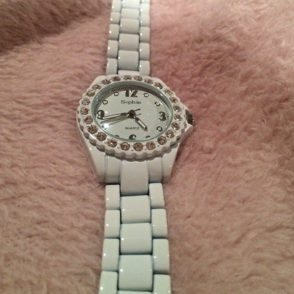 WHITE NORDSTROM BOYFRIEND WATCH LIKE. EW
