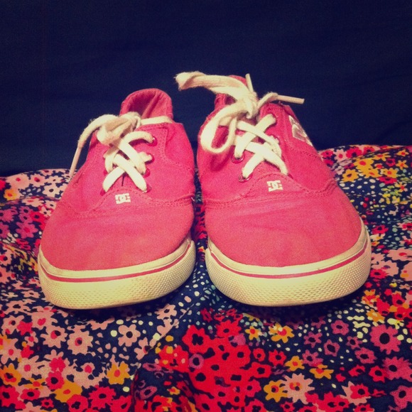 Pink DC shoes