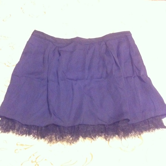 GAP size 14 black lace trim skirt