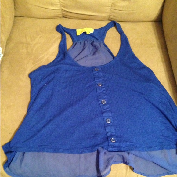 Shirt - Picture 1 of 1