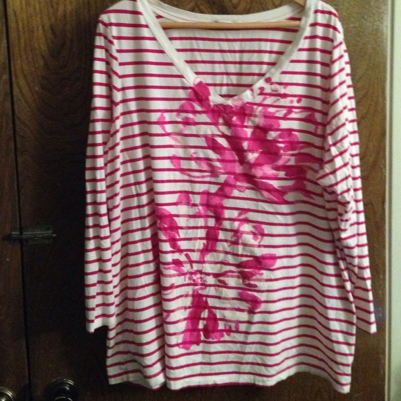 Striped flower top.