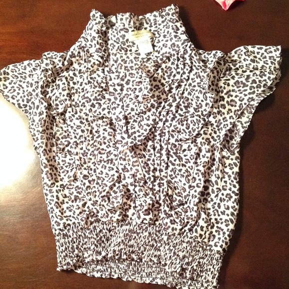 Bundle of shirts - Picture 3 of 4