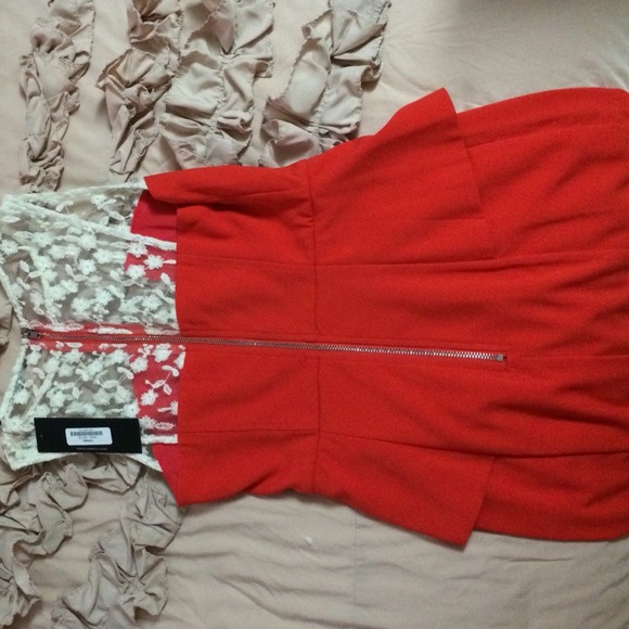 Ark & Co. Dress in Orange-Red - Picture 3 of 4