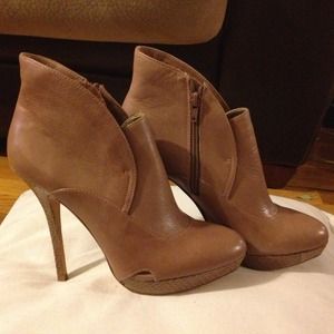 Nude&cream booties 5" heel 3/4" platform. Size 8.5