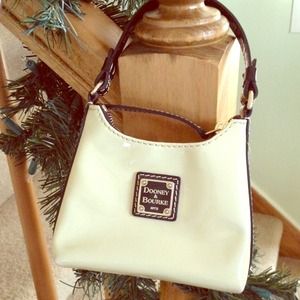 Dooney & Bourke Bag
