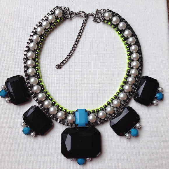 Jewelry - Pearl neon green & lucite stone necklace & orange Jewelry - Pearl neon green & lucite stone necklace & orange