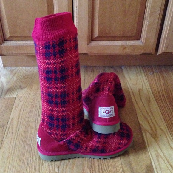 SOLD on eBay!! UGG knit boots plaid