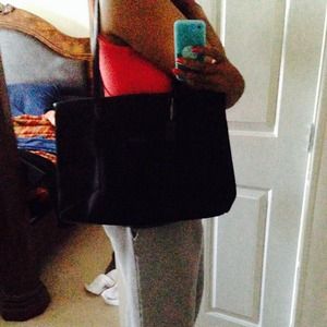 ADDITIONAL PICS OF COACH TOTE