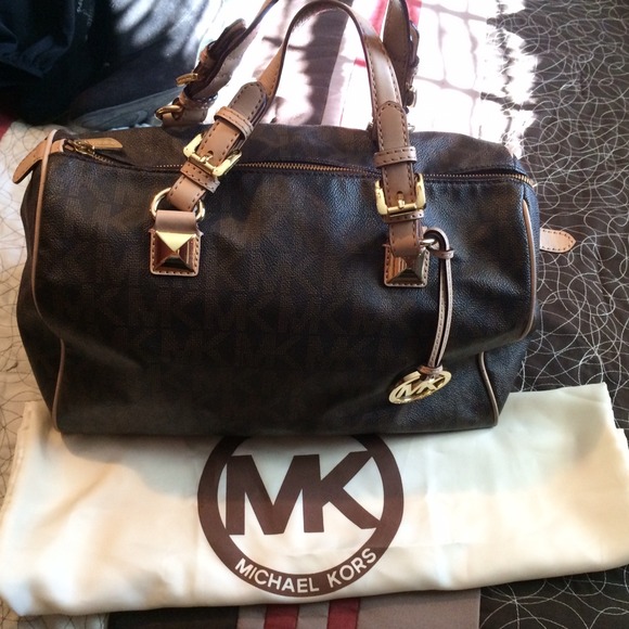 Michael Kors Large Grayson Logo Satchel **SOLD**