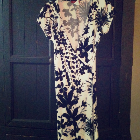 Women's dress