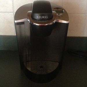 🚫ON HOLD🚫 Keurig coffee machine