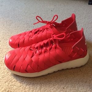 Woven Nike Roshe Runs